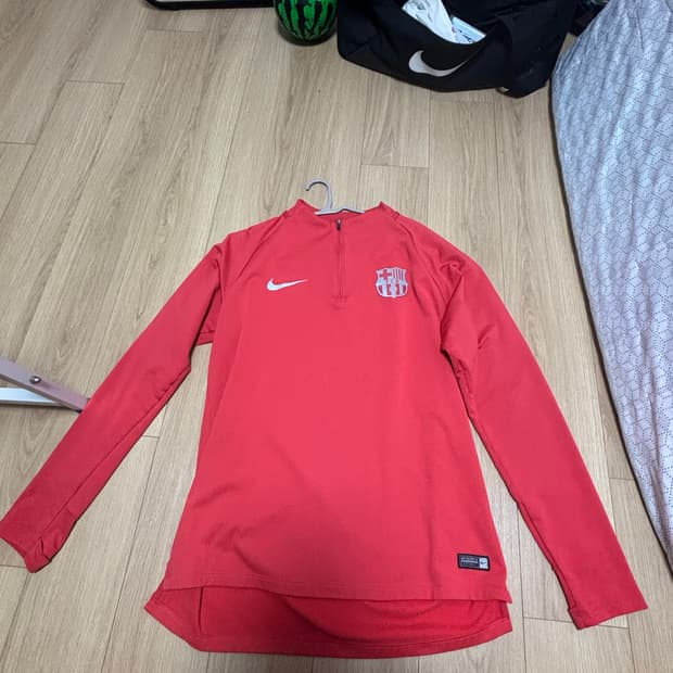나이키 바르셀로나 드릴탑