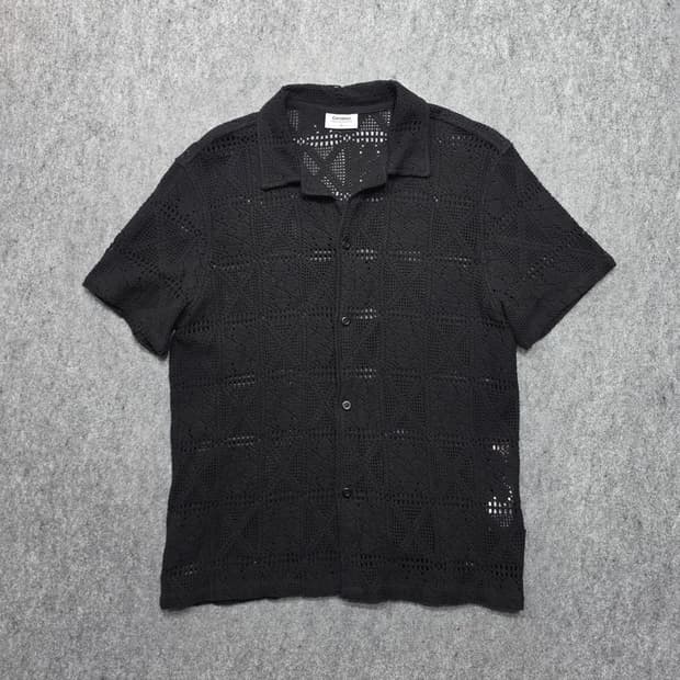 커버낫 크로셰 베이직 오픈카라 라운드 니트 반팔 셔츠 S