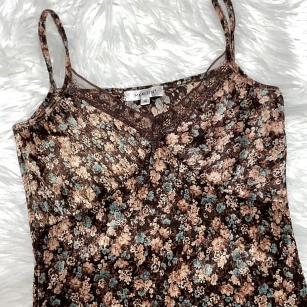 velvet sleeveless slip