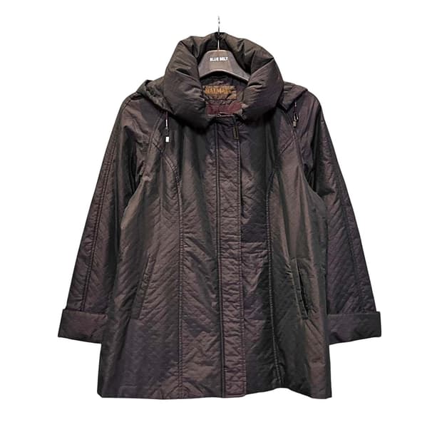 발망 퀼팅 후드 집업 자켓 볼륨 하이넥 투포켓 디테일 버건디