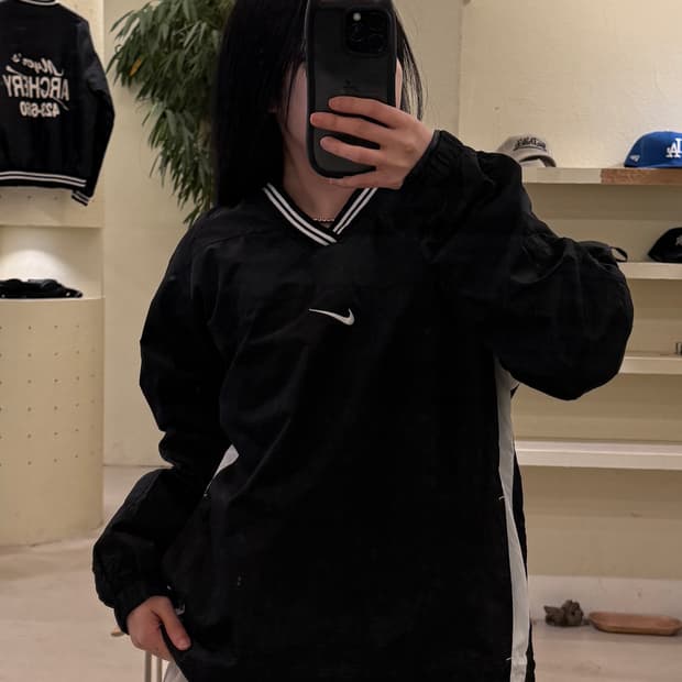 90s 나이키 올드스쿨 센터 스우시 박시핏 웜업  U122