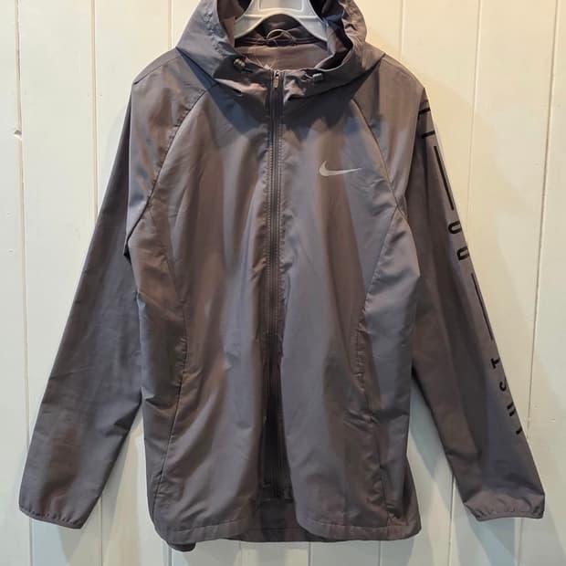 NIKE [나이키] 바람막이