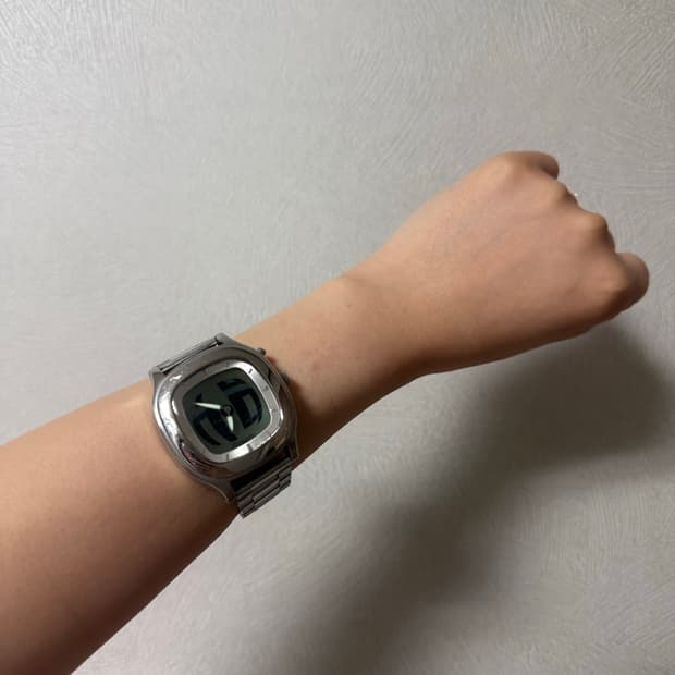 Fossil big tic 디지털 시계