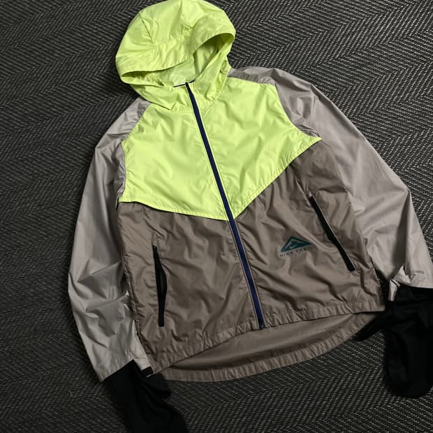 나이키 신형 트레일 핑거홀 러닝 바람막이y 3878