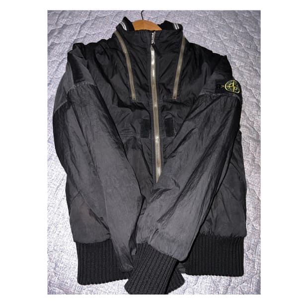Stone island padded jumper black s