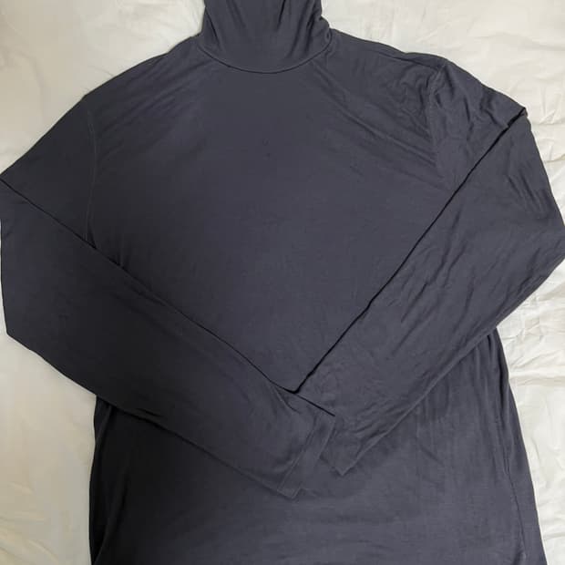 라벨아카이브 하이넥 니트