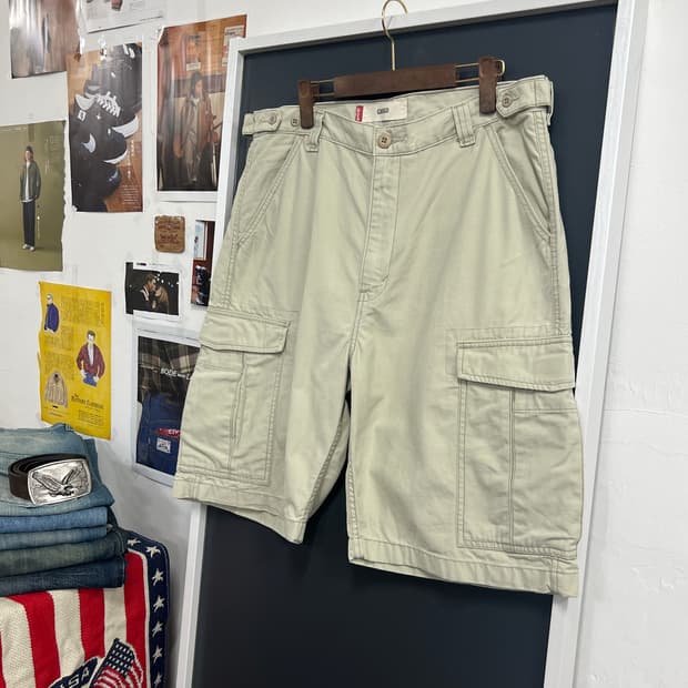 00s Levis 리바이스 카고 연베이지 하프 팬츠 