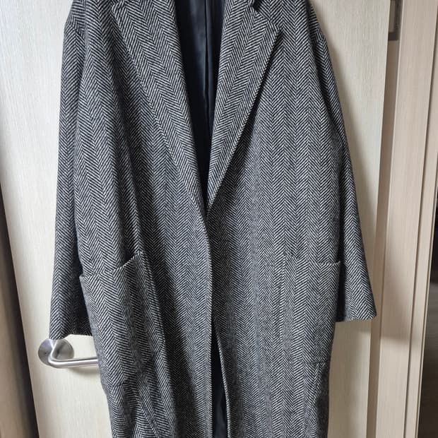 스튜디오니콜슨 헤링본 트위드 모뎀 코트 문트위드 라지