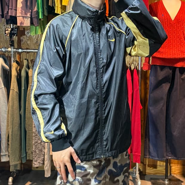 L 나이키 스우시 골드라인 글로시 나일론 자켓