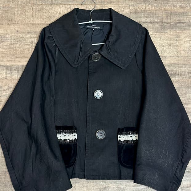 꼼데가르송 트리콧 (Comme des Garcons) 자수 데님자켓