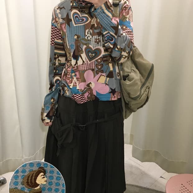 Retro graphic print top