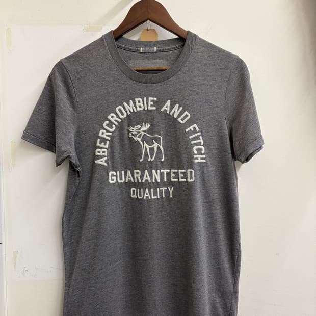 N253. 아베크롬비 반팔