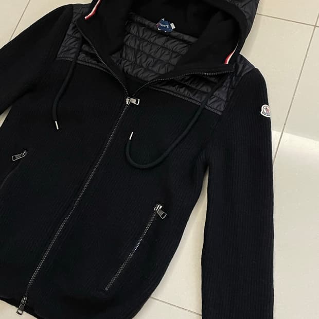 몽클레어 니트패딩