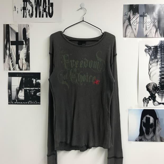 00s printing longsleeve