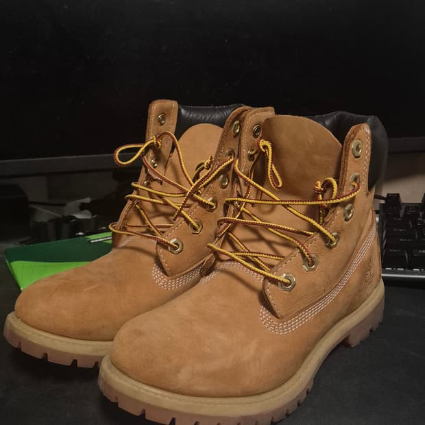 팀버랜드 6인치 프리미엄 부츠 240