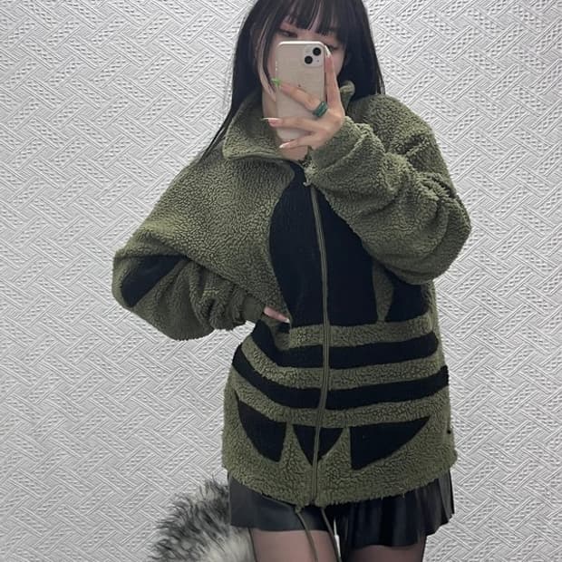 아디다스 빅 트레포일 말차카키 양털 후리스 자켓 M C09124