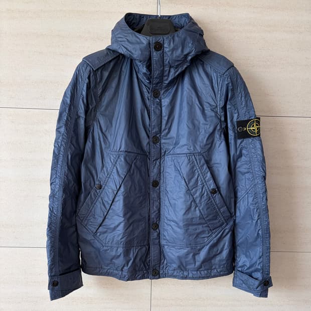 스톤아일랜드 마이크로 립스탑 Tyveck 바람막이