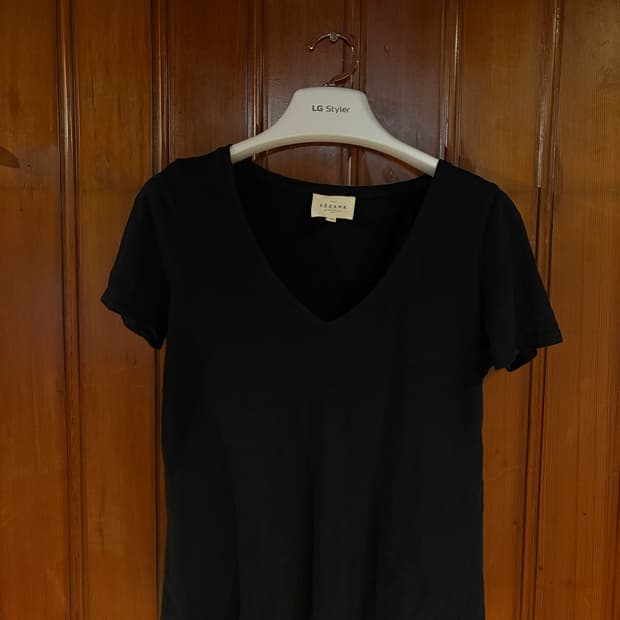 세잔느 SEZANE 블랙 브이넥 티셔츠 XS
