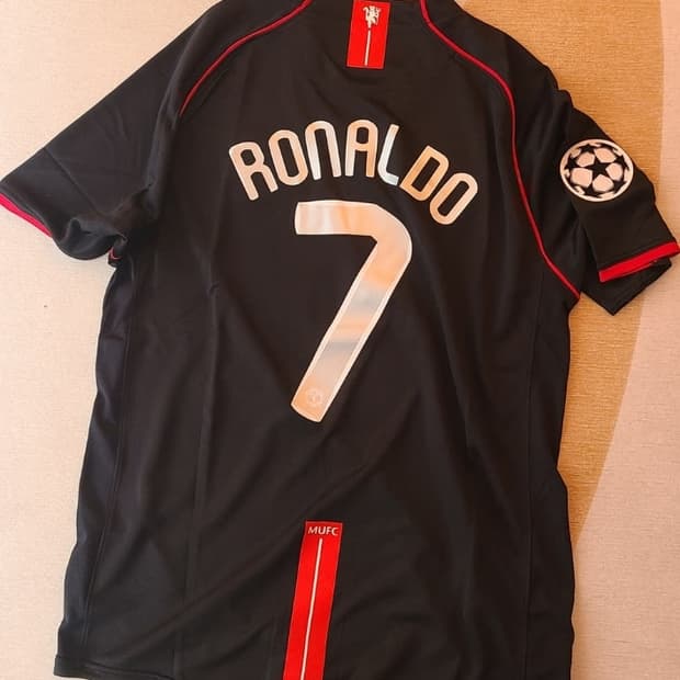 맨유 호날두 유니폼