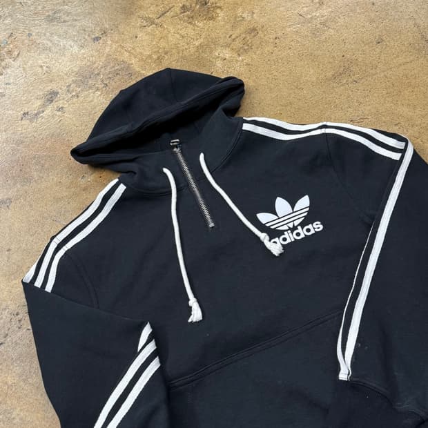 아디다스 블랙 파이어버드 후드 반집업