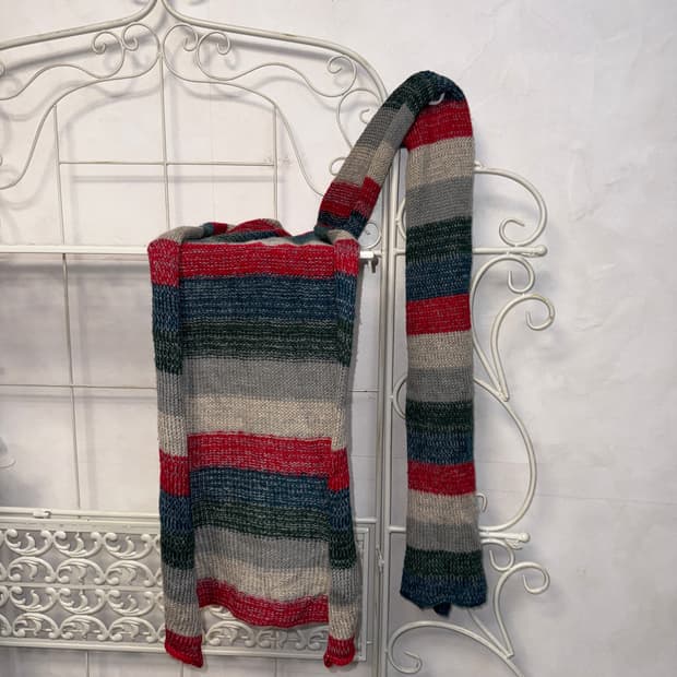 Mute color mix stripe knit muffler