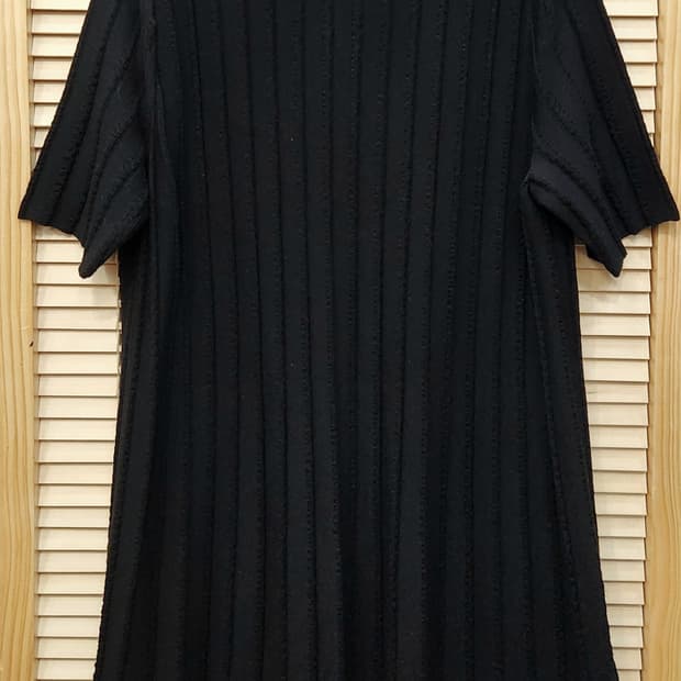 COS 코스 블랙 골지터틀넥 플리츠 니트원피스