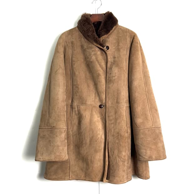 90s bottega veneta 무톤 코트