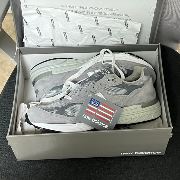 뉴발란스 993 그레이 새상품 10.5 285 D