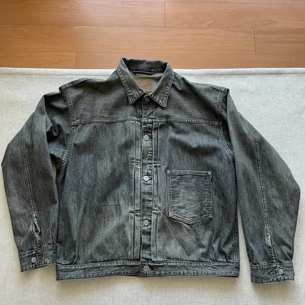 올드조 데님 자켓 팝니다.