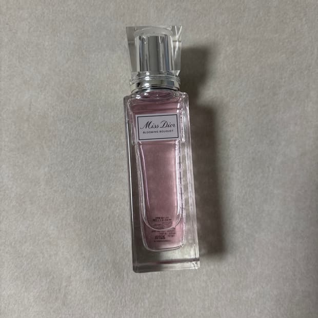 미스 디올 블로밍 부케 롤러펄 오 드 뚜왈렛 20ml