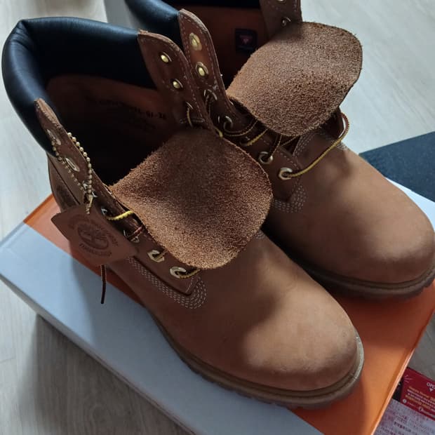 팀버랜드 6인치 부츠