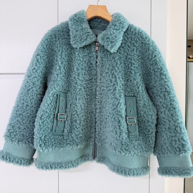 리얼 양퍼 무스탕 자켓