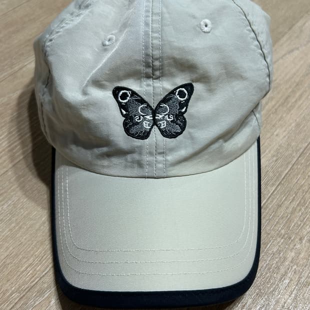 아디다스 나비 로고 볼캡