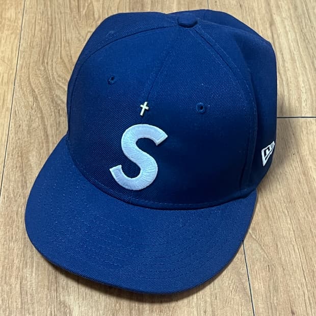 슈프림 뉴에라 60.6