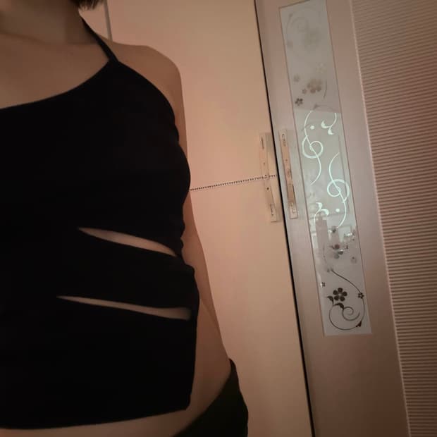 Cut-out Halter Tank Top-Black   