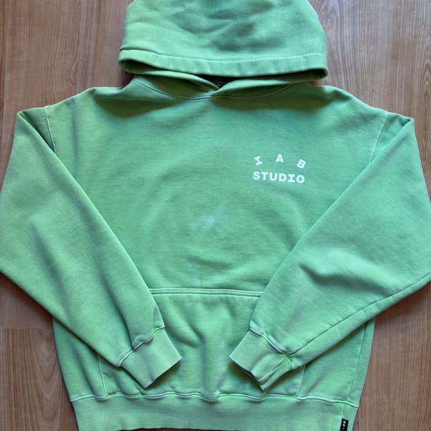 아이앱 스튜디오 후드티