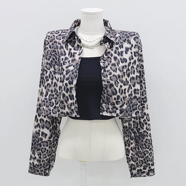 레오파드 호피 패턴 크롭 셔츠