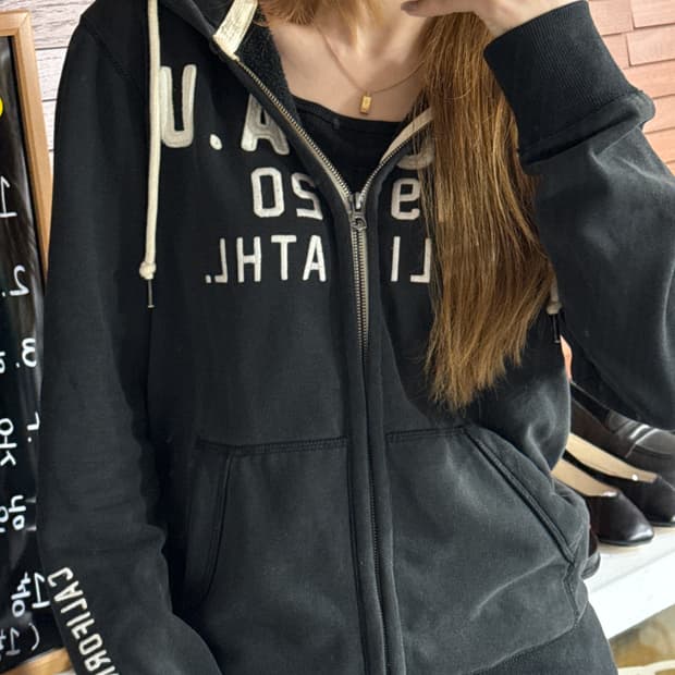 후아유 후드집업