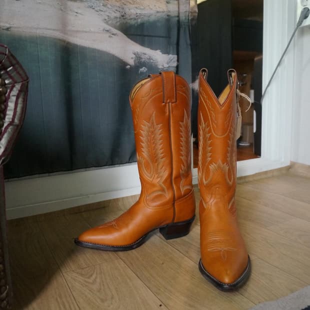 Vintage Tony Lama Western Boots