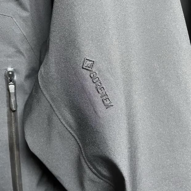 M 아크테릭스 베타 자켓 블랙