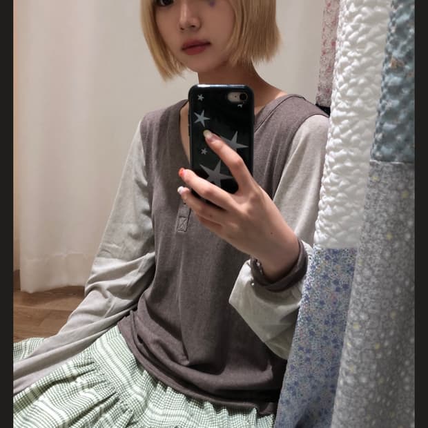 코이세이오 스너그 버튼 롱슬리브 차콜