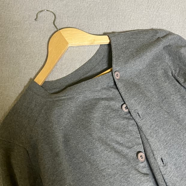 EE 누마레 가디건