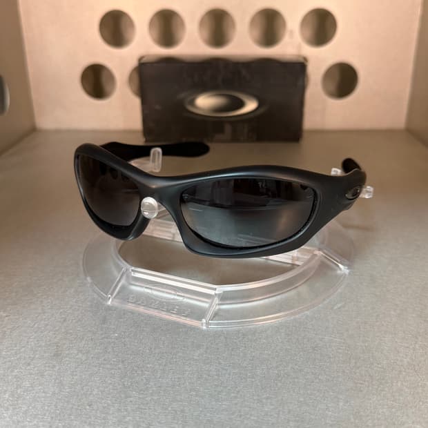 오클리 Monster Dog 몬스터독 (2003)