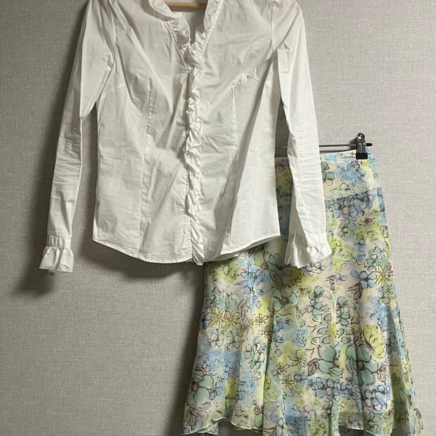 [플로럴 / 페어리 / set] 플로럴 언발 미디 스커트 & 프릴 셔츠