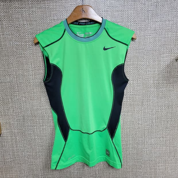 L사이즈 나이키 프로 기능성 나시티 컴프레션 헬스 운동 