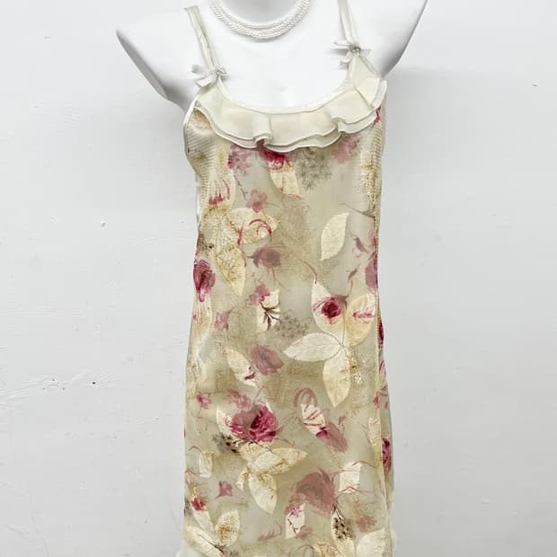 엔틱 플라워 프릴 레이스 슬립