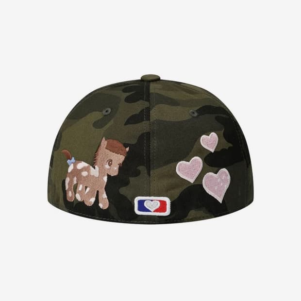 더뮤지엄비지터 모자 카모