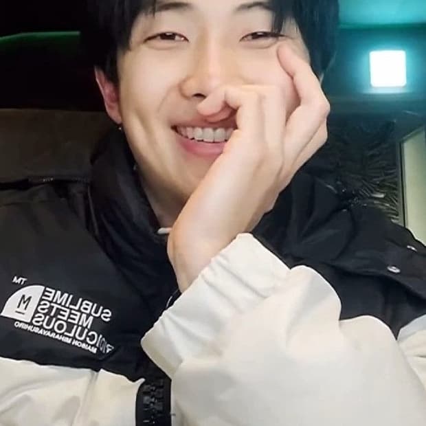 @새상품@ 미하라야스히로 패딩 런웨이 오버사이즈 빅지퍼 화이트