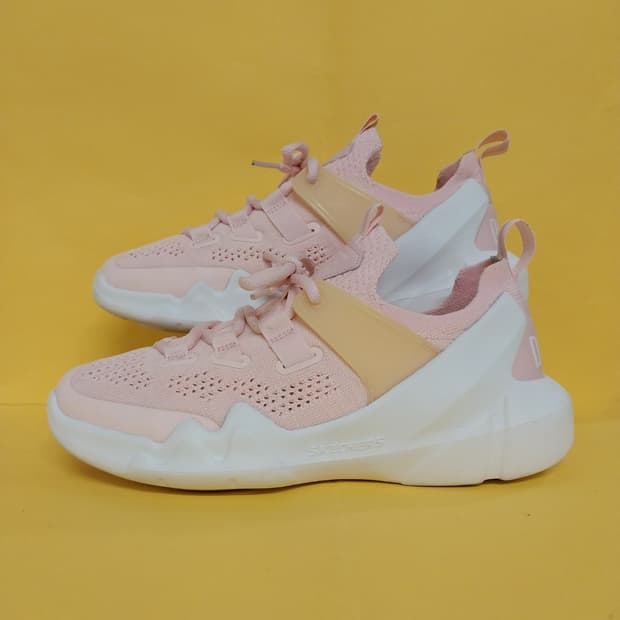 여성 스케쳐스 DLT-A 라이트핑크화이트 운동화 (240)