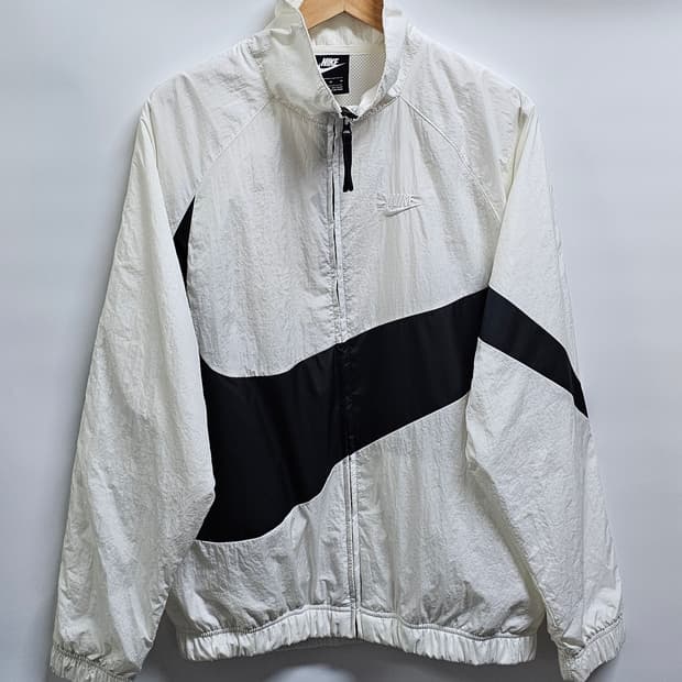 나이키 빅스우시 우븐 바람막이 M